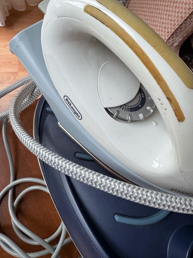 Delonghi Buhar Kazanlı Ütü - 4