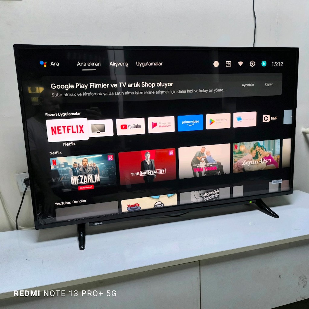 Toshiba 127 Ekran 4K Android jelatini üstünde Tertemiz Televizyon - 4