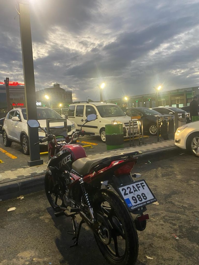 Kırmızı Siyah Motosiklet - 7