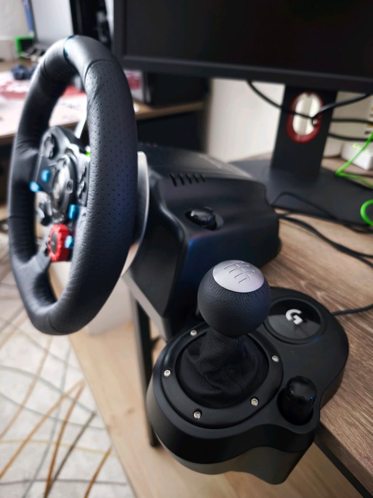 Logitech G29 - 3
