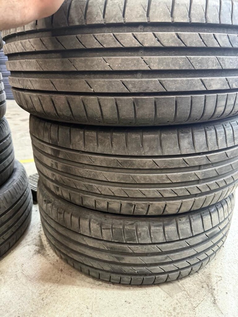 205 55 R17 KUMHO PS71 - 5
