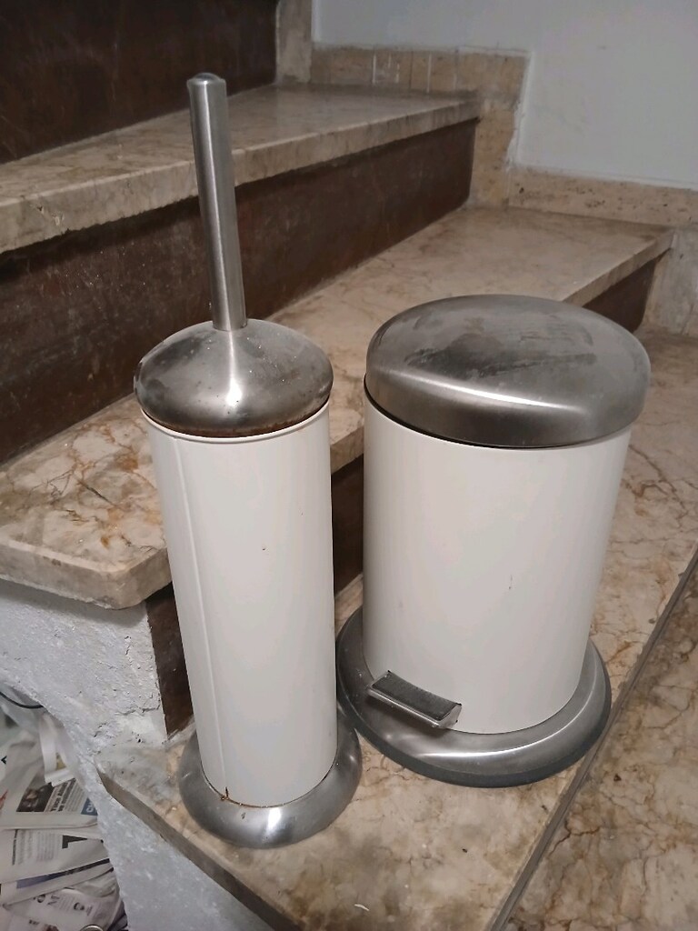 ikea çöp kutusu ve tuvalet fırçası - 2
