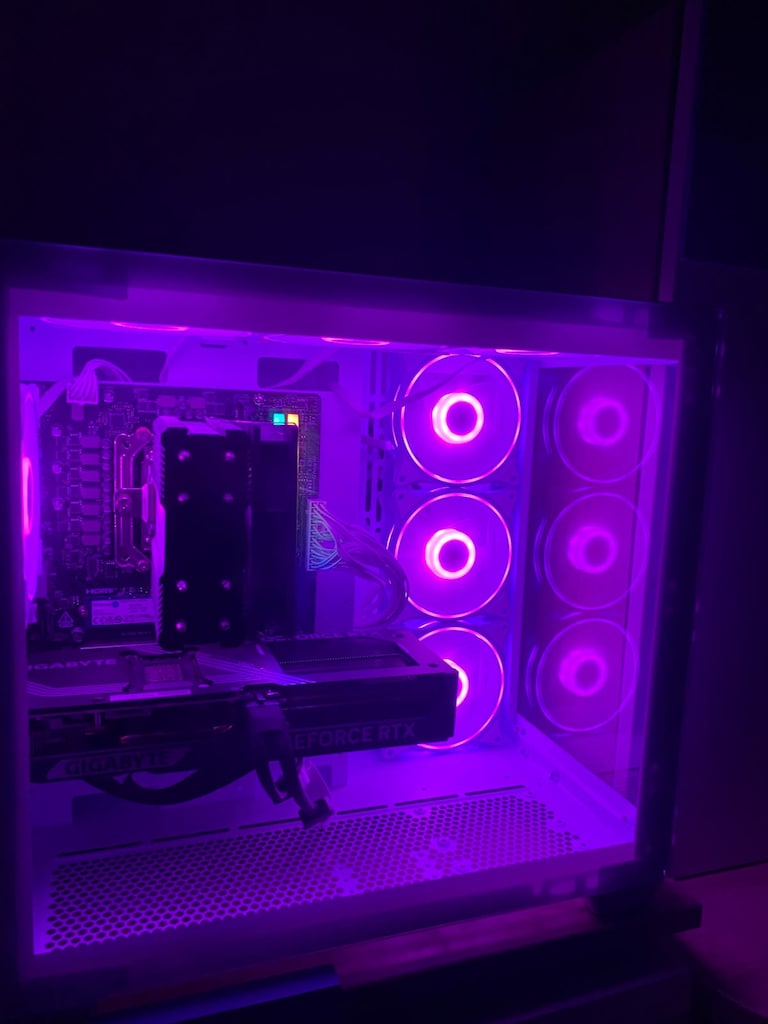 10 aylık 5070 kasa+ monitör - 2