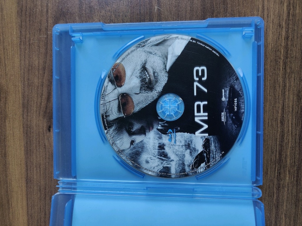 MR 73 Blu ray film - 3
