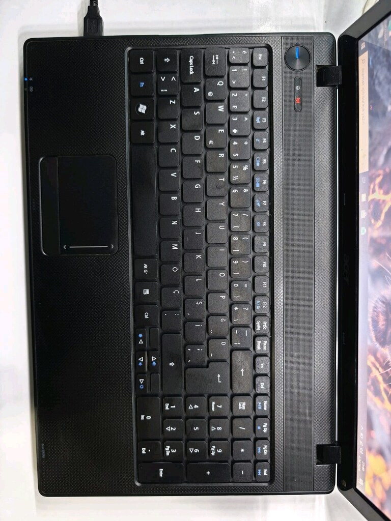ACER Laptop - 2
