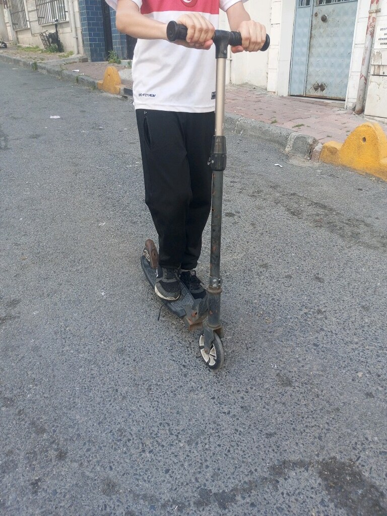 Metal Scooter - 2