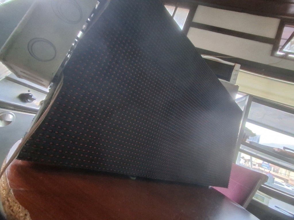 Kayan yazı, ışıklı tabela - 3
