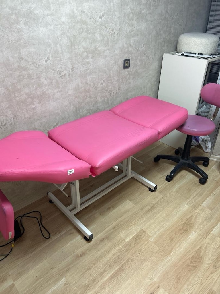 PEMBE SEDYE TAKIMI