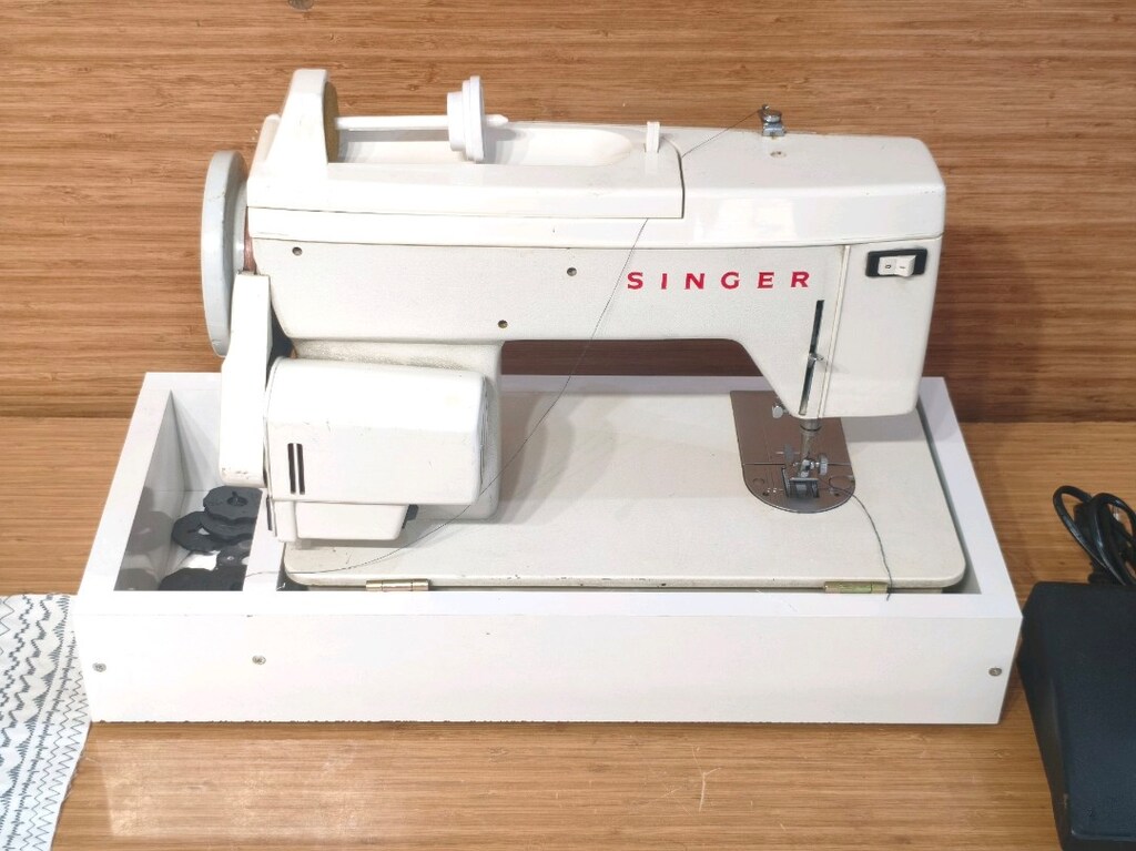 Singer 1301 süper yoknaz dikiş makinesi çantalı - 4