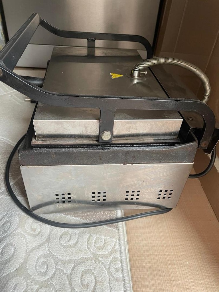 tost makinası temiz ve az kullanılmış endüstriyel - 4