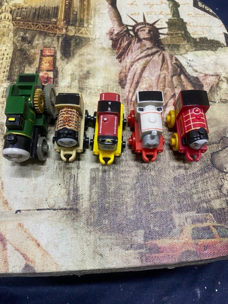 Thomas & Friends Minis 5’li Orijinal Lisanslı Koleksiyon Seti - 2