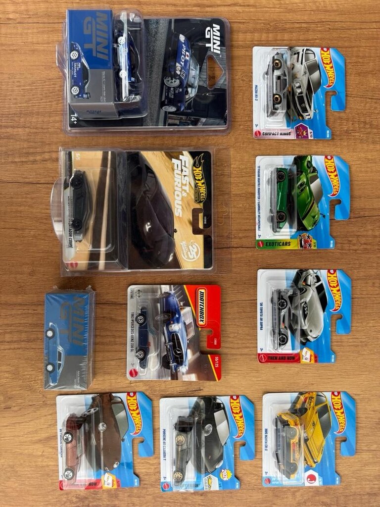 Hot Wheels Mini Gt Matchbox - 2
