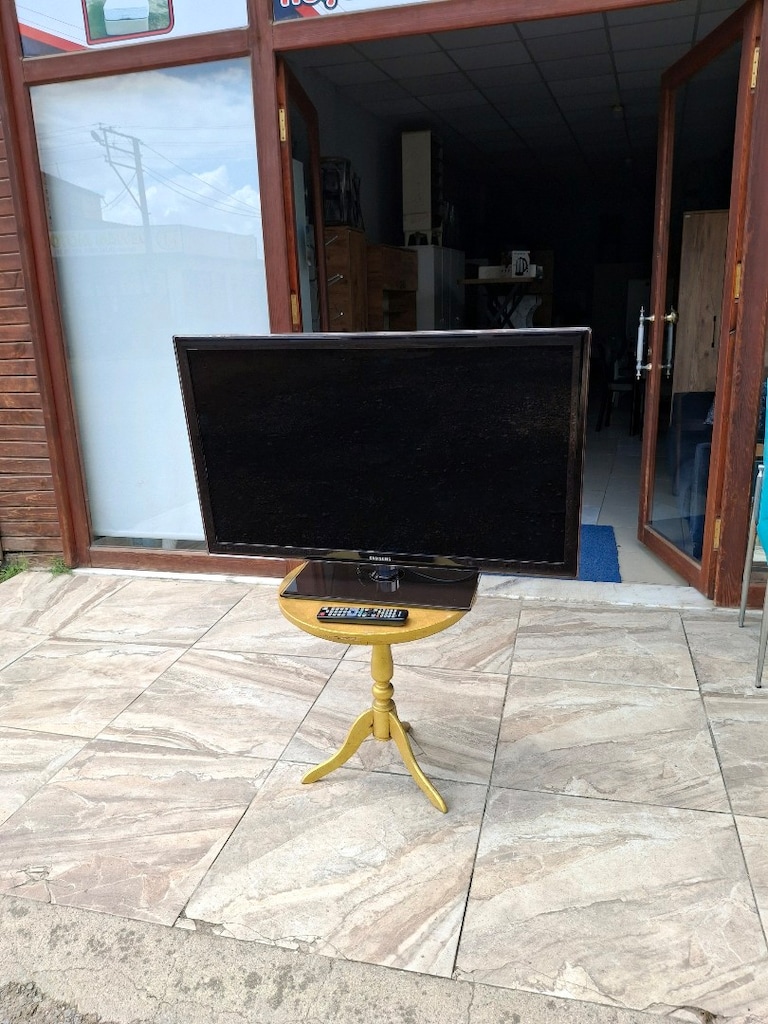 SAMSUNG 40 İNÇ 102 EKRAN TV - 6