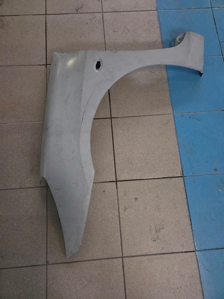 peugeot 307 sol ön çamurluk orjinal - 2