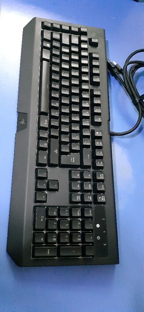 RAZER MEKANİK GAMİNG RGB KLAVYE - 4