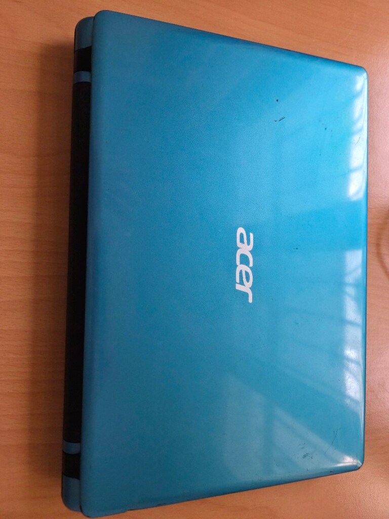 Acer Aspire V5-121 | 4 GB RAM | 120 GB Kingston SSD - 5