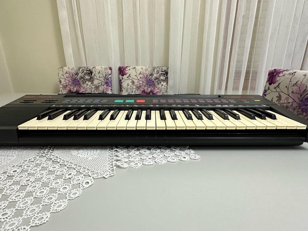 YAMAHA PSR-8 ORG - 3