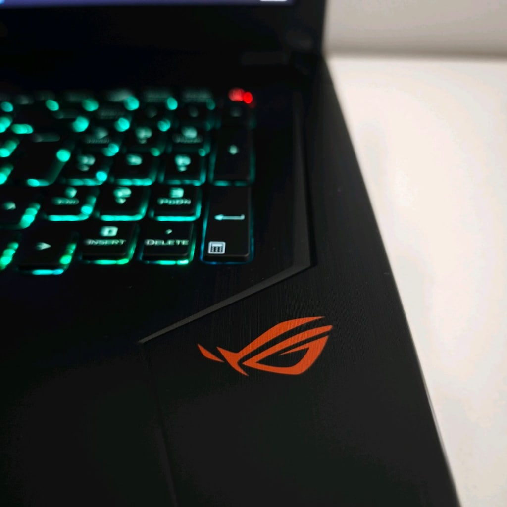 ASUS GAMİNG / 17.3" BÜYÜK EKRAN / 1 TB HDD+SSD / 16 RAM / İ7 İŞLEMCİLi - 4