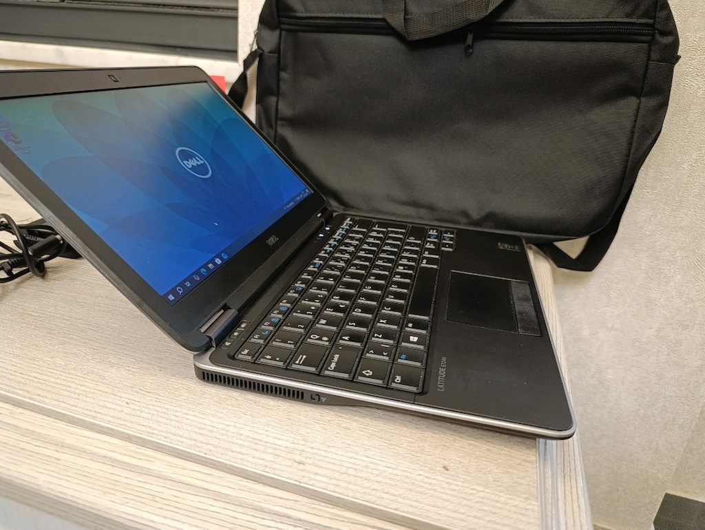 TEMİZ DELL i5 / 8GB RAM / 128GB SSD | SIFIR BATARYALI (2 YIL GARANTİL - 2