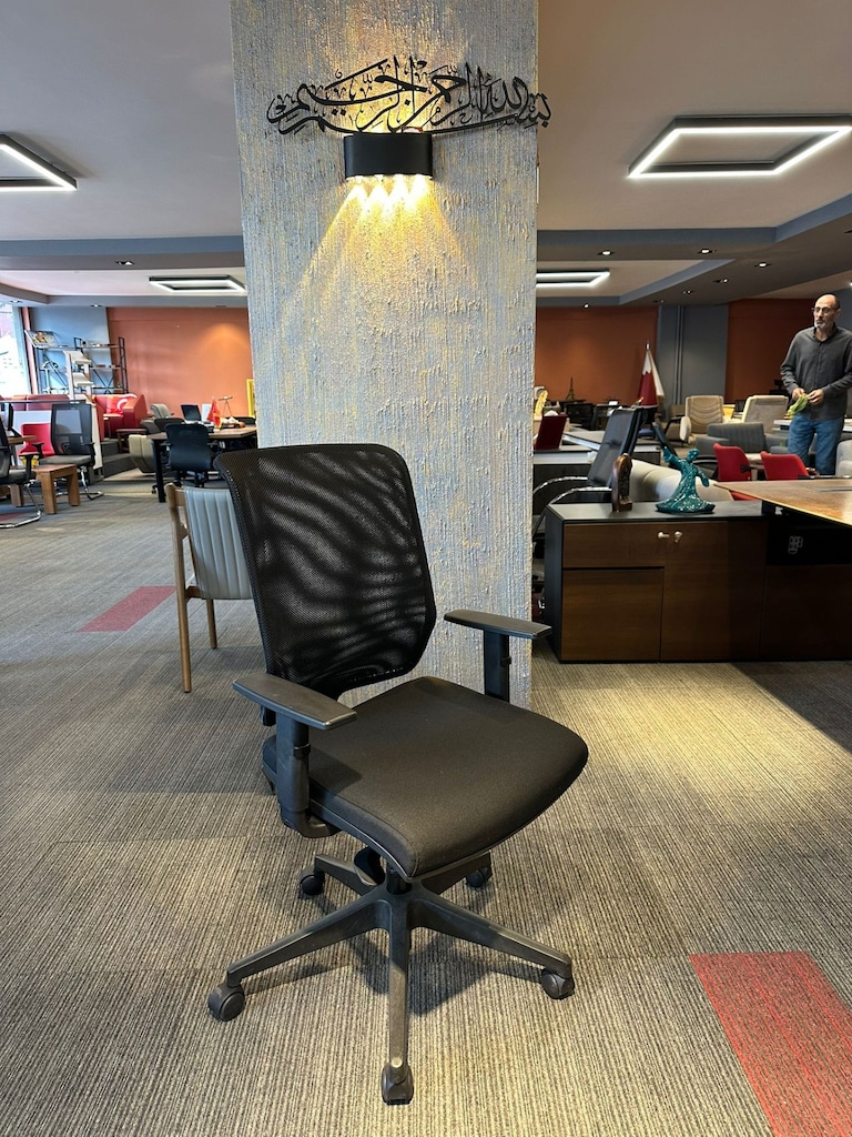 KLAS OFİS ÜSKÜDAR GIRSBERGER SİYAH FİLELİ ÇALIŞMA KOLTUĞU - 2