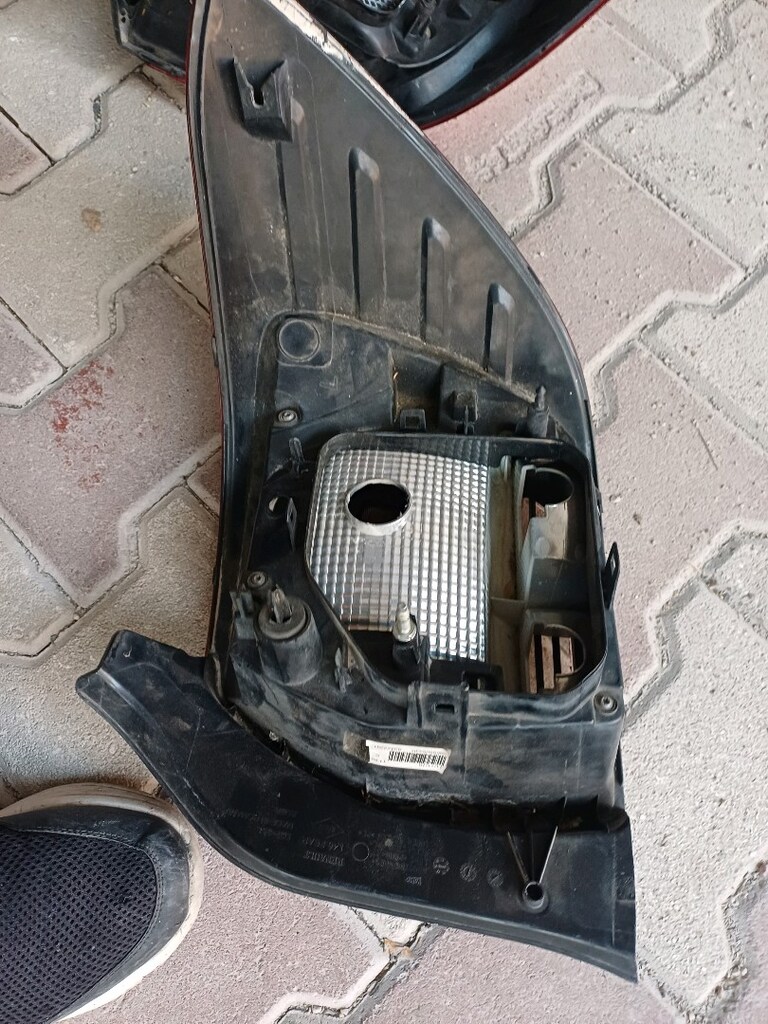 renault sembol 2 adet sol arka stop lambası - 4