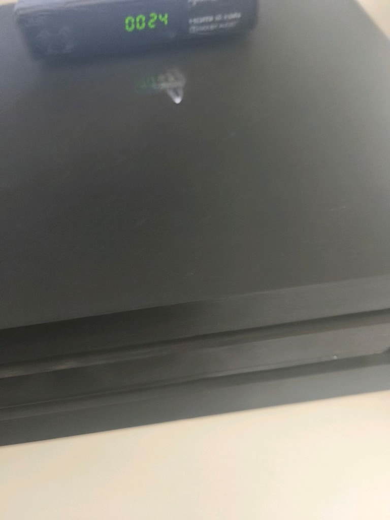 Temiz Kullanılmış PS4 Pro Dev Paket - 3