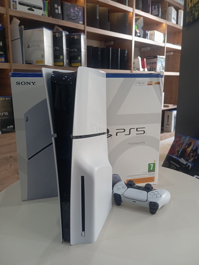 PS5 SLİM 1TB CD.Lİ SÜRÜM 3 AY MAĞAZA GARANTİLİ ..TAKAS VARDIR - 2