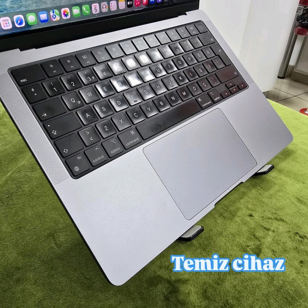 MACBOOK PRO M1 MAX | 64 GB RAM | 1 TB SSD | 14” 120Hz M1 Max i - 2