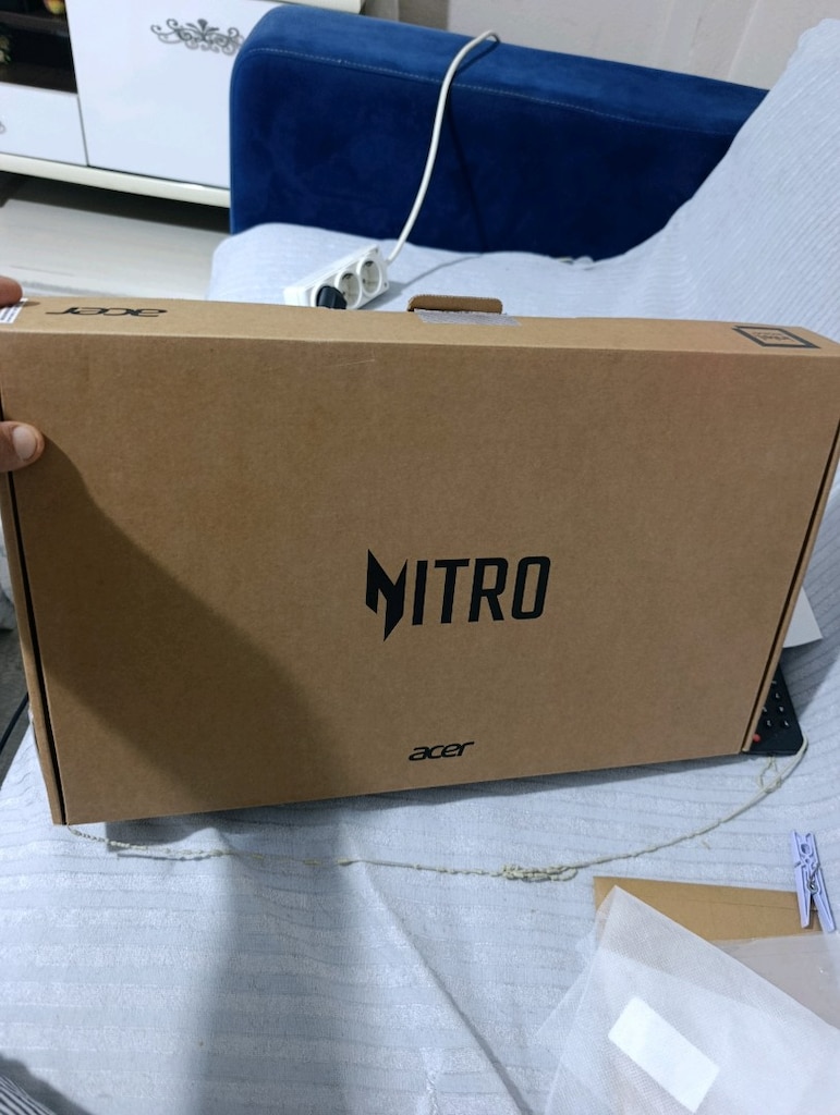 ACER Nitro V 15 13.Nesil Core i9 13900H-RTX4060 8Gb-16Gb-1Tb Ssd-15-6i - 6