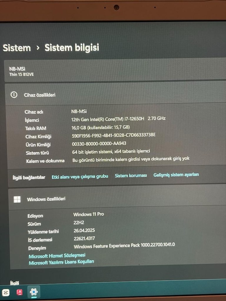 MSI i7 laptop - 4