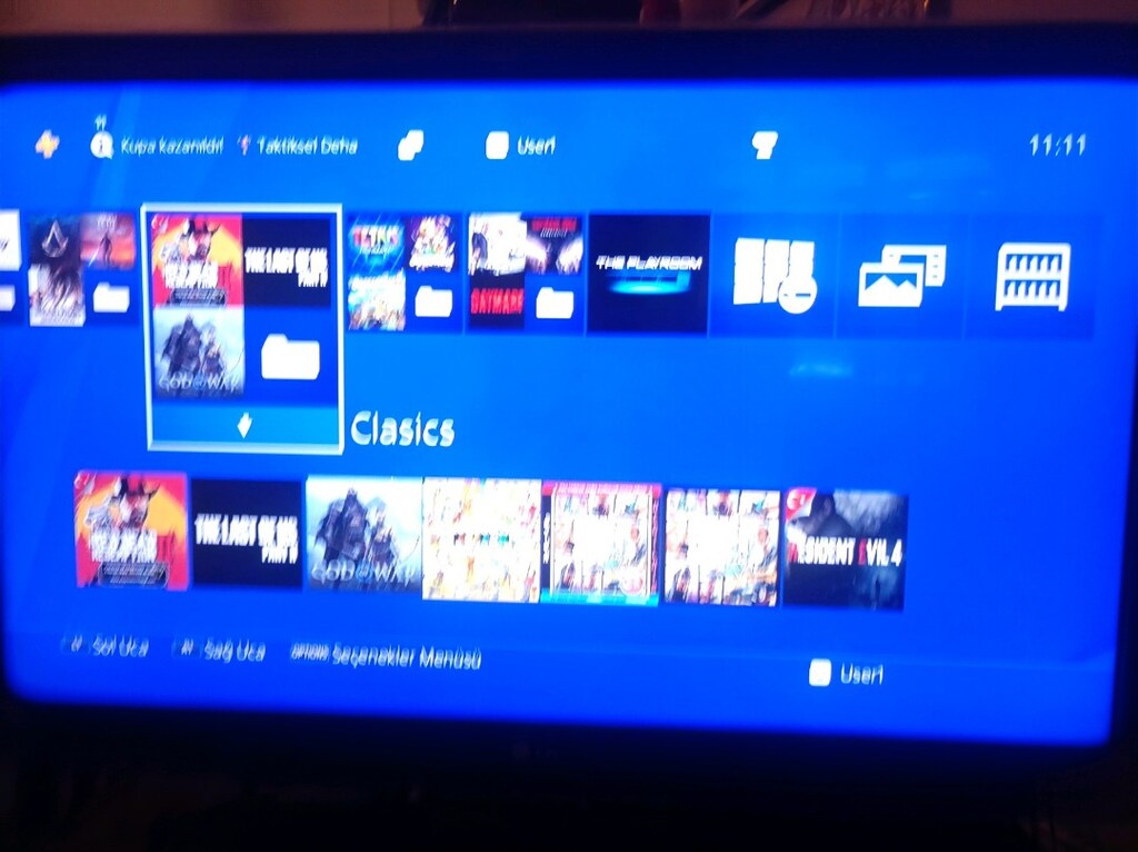 Ps4 slim 2TB 9.00 cfw li kırık versiyon oyun yüklü 2 kol. - 3