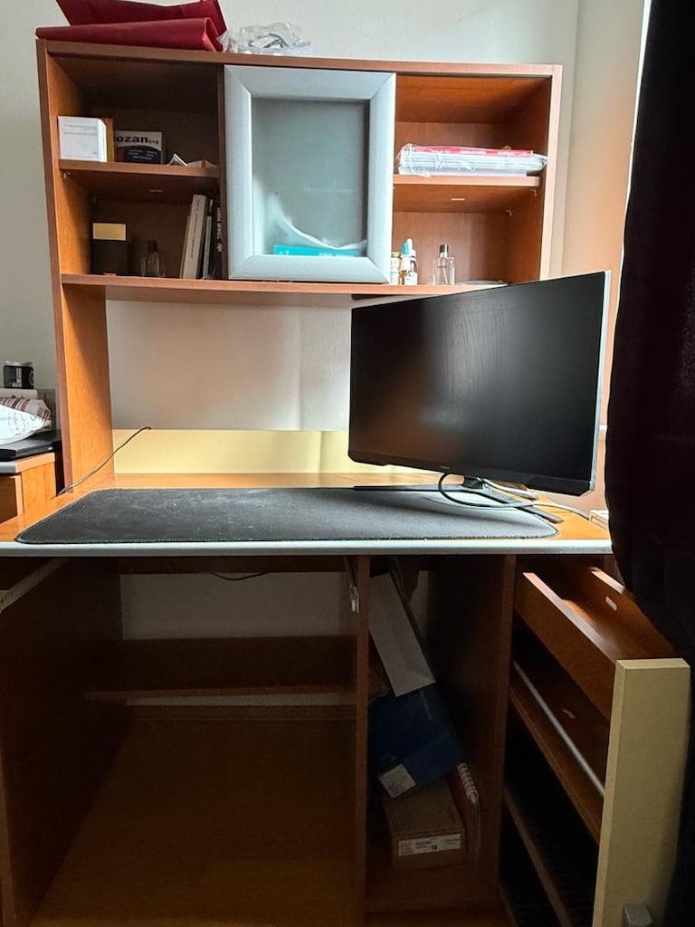 3 Çekmeceli Dolap+ Çalışma Masası - 4