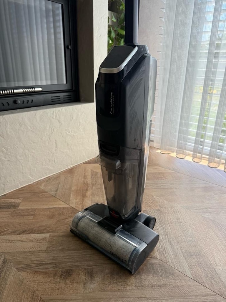 Bissel CrossWave OmniForce Edge Islak & Kuru Süpürme ve Silme Makinesi