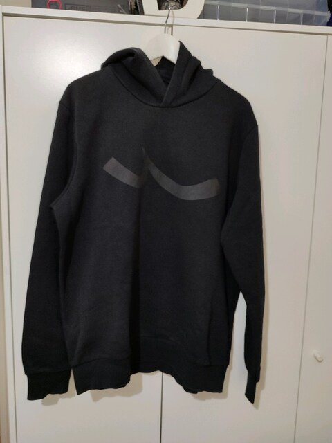 kapşonlu sweatshirt