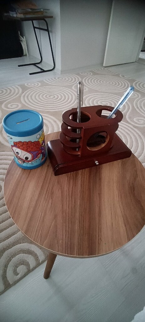 AHŞAP KALEMLİK VE PLASTİK KUMBARA - 2