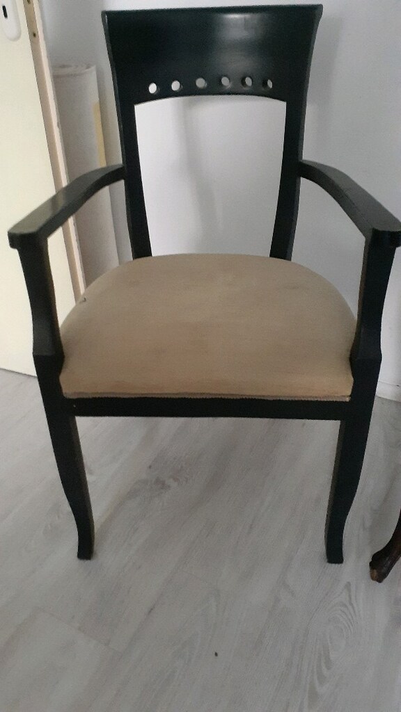 2 adet sandalye ve sehpa - 4