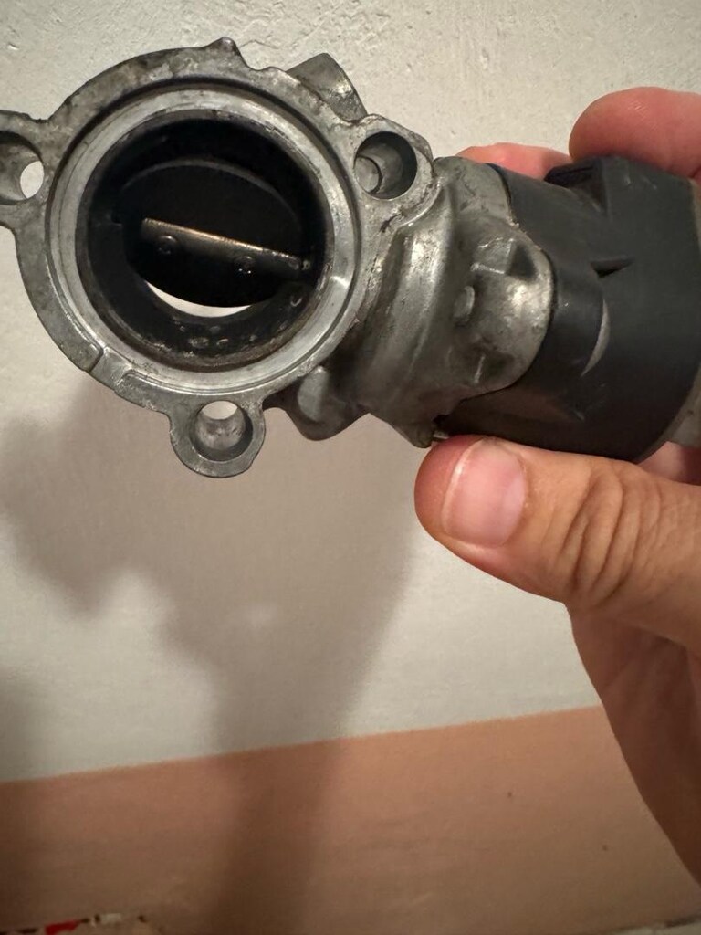 MERCEDES OM 654 motor orjinal çıkma EGR A1098852800A1 - 2