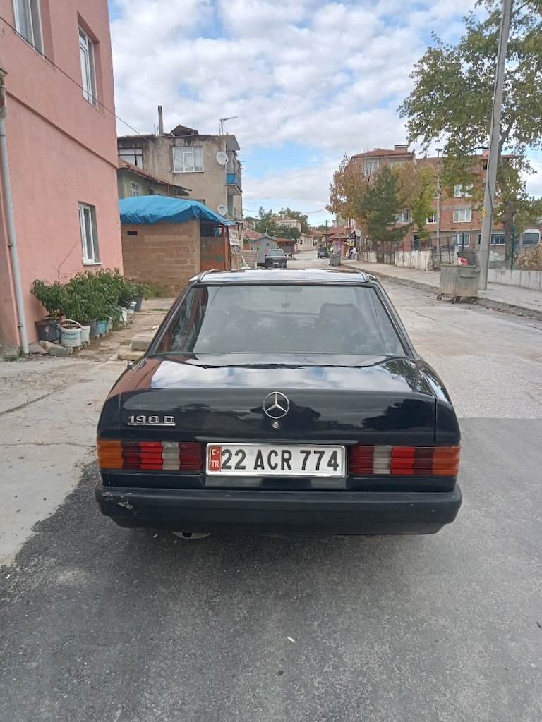 Mercedes 190 D - 2