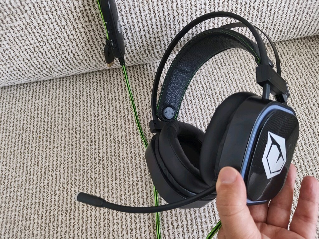 Monster Pusat 7.1 Surround Lite RGB Oyuncu Kulaklığı - 7