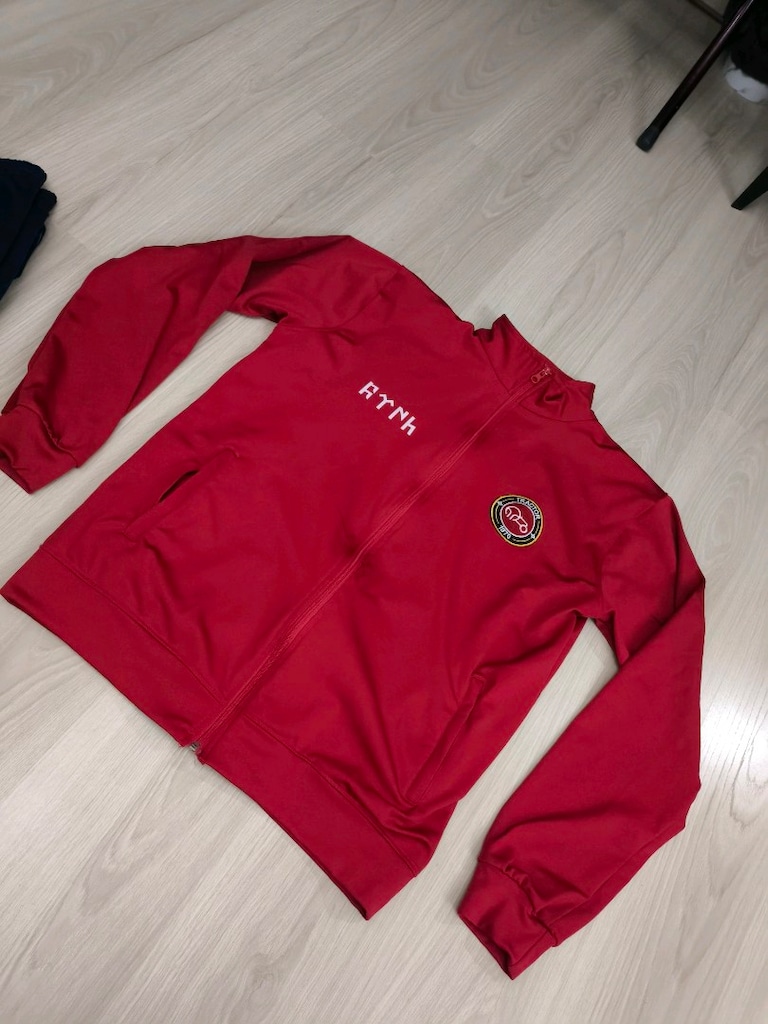 Kırmızı Spor Ceket Traktör FC İran futbol takımı - 2