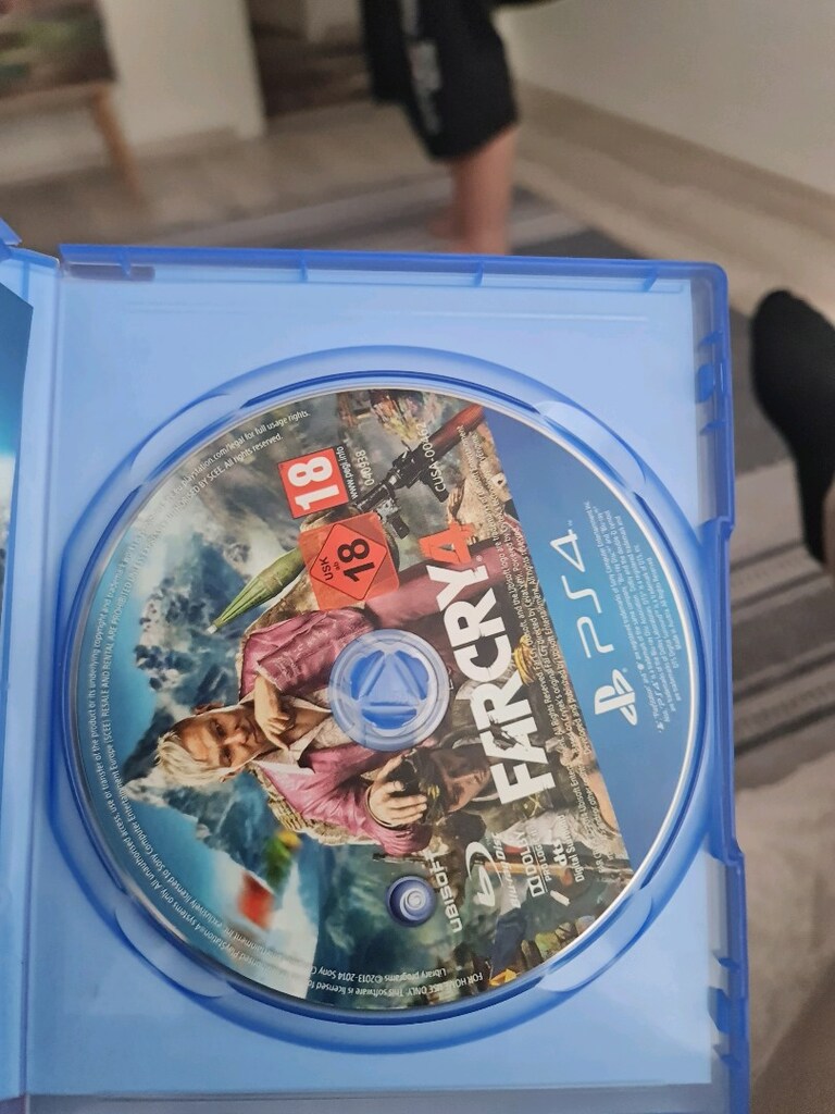 Fifa 18 ve Farcry4 ps4 oyun temiz calisiyor - 2