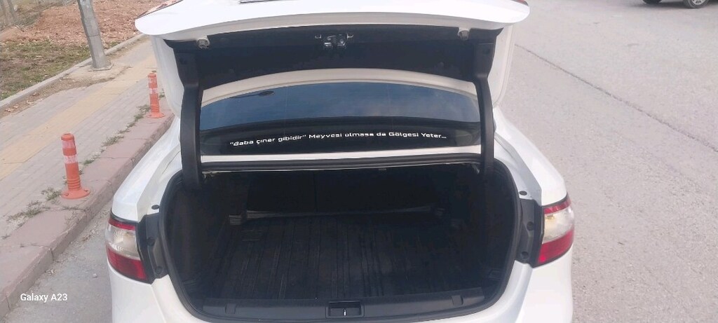sahibinden hatasız Renault Fluence - 12