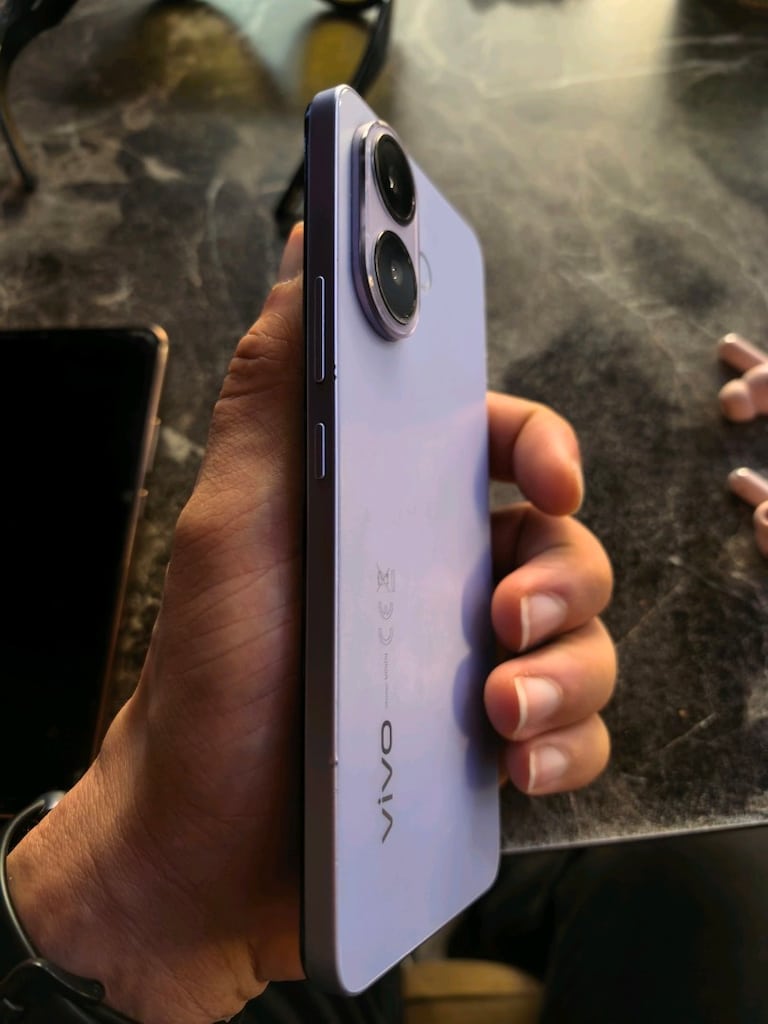 Vivo V60 Lite (Listede V60 Lite Olmadığı İçin V60 Diye Seçtim Modeli) - 4