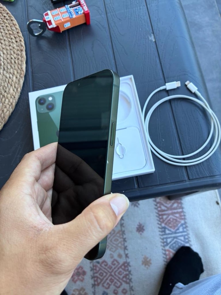 İphone 13 Yeşil 256GB - 6