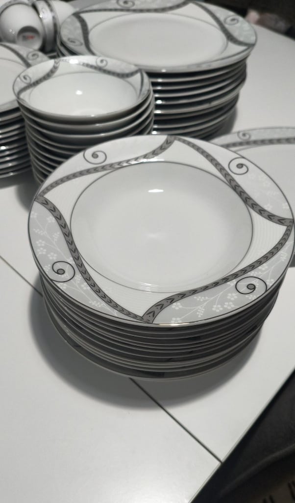 12 kişilik yemek takımı ve 6lı fincan takımı - 3