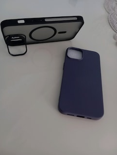 iPhone Uyumlu 2 Adet Kılıf – Sıfır, Şık Tasarım