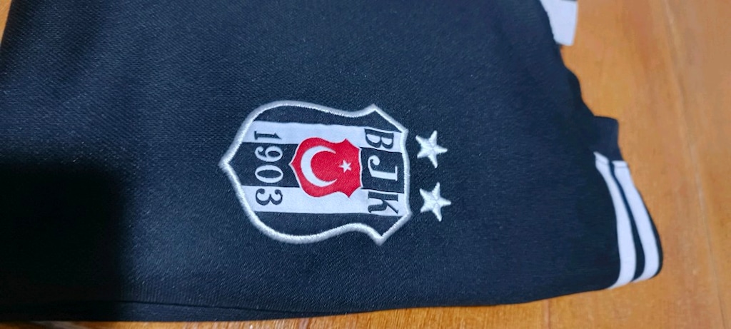 #Adidas Beşiktaş sweat Eni çekilnce 50 Boyu 59 Kol 56. - 8