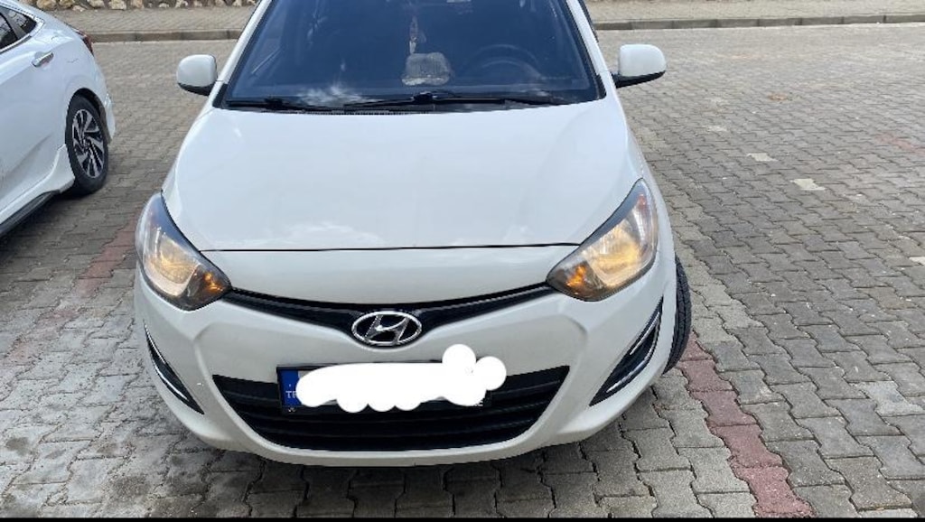 Hyundai i20 2013 model jump - 20