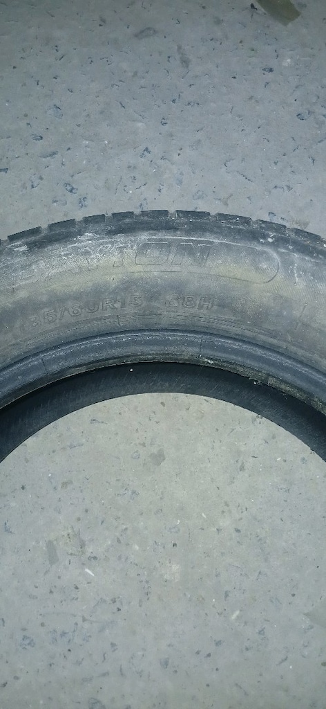 185/60/15 ebatli iki lastik satlik - 2