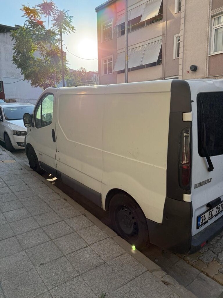 Renault trafıc grand confort 2+1 283.000km - 2